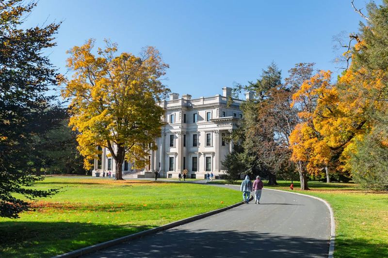 From Vanderbilts To Rockefellers: 8 Opulent Mansions Of The Hudson Valley And Upstate New York - Decor Hint Vanderbilt Estates