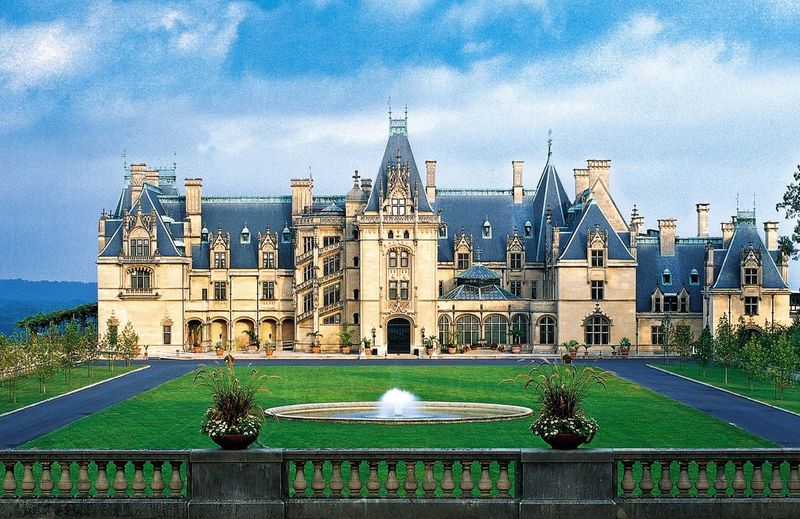 17 Most Magnificent Mansions Built By America’s Robber Barons - Decor Hint Biltmore Estate – George Washington Vanderbilt II