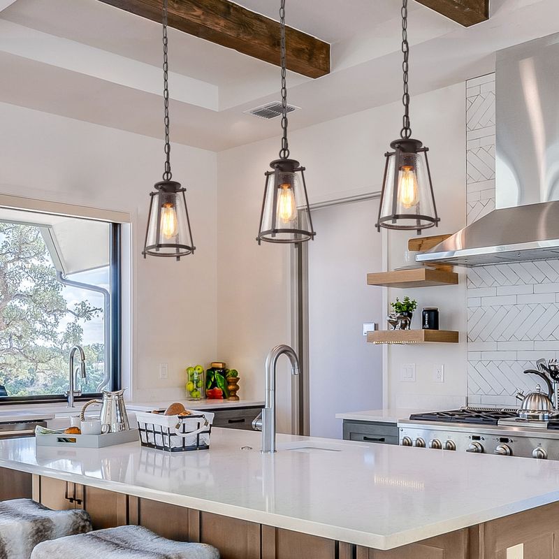These 12 Kitchen Trends Are Quietly Taking Over California And Everyone's Loving Them - Decor Hint Vintage-Inspired Lighting