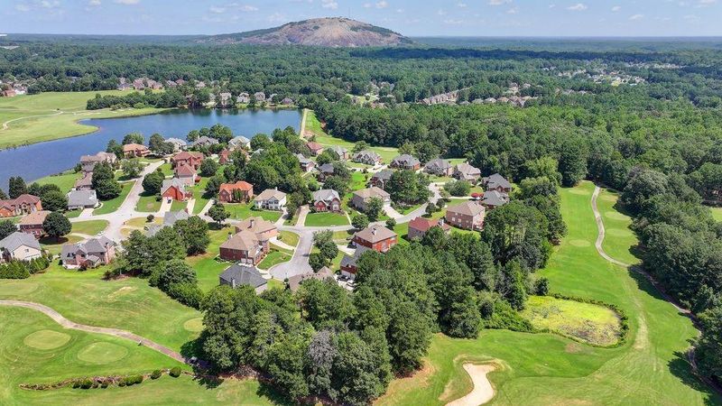 Which Homes Are Falling Out Of Favor In Lithonia (And Which Ones Buyers Are Fighting For In 2025) - Decor Hint Homes Near Parks And Green Spaces