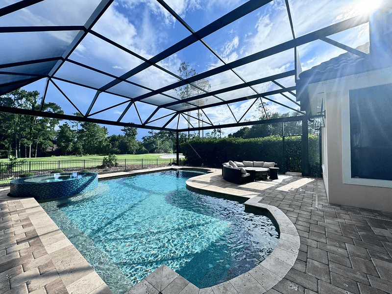 Florida's 12 Home Designs That Could Be History In The Next Decade - Decor Hint Oversized Screened-In Lanais: Bug-Free Behemoths