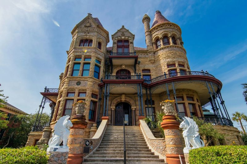 50 Photos Of Famous Historic Houses In Each US State - Decor Hint Bishop’s Palace, Texas