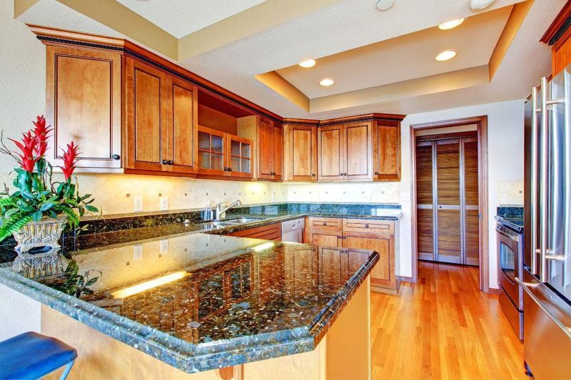 FADING: Granite Countertops