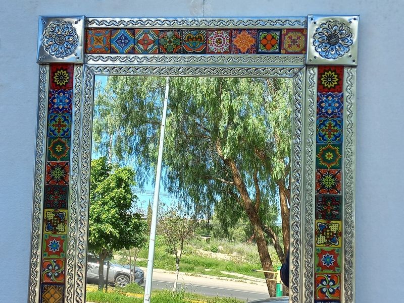What's Hot (And Not) In New Mexico Antiques: 8 To Keep, 6 To Cash In Now - Decor Hint Tin Mirror Frames And Retablos