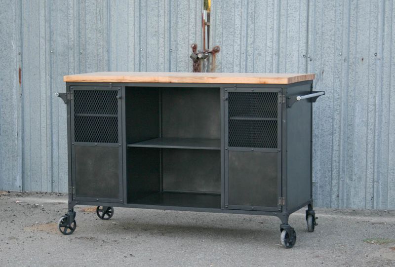 28 Industrial Decorating Ideas For The Whole House - Decor Hint Rolling Cart Islands