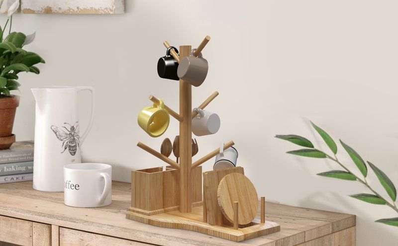 22 Traditional Kitchen Trends That Are Becoming More Popular In Modern Homes - Decor Hint Plate Racks And Mug Trees
