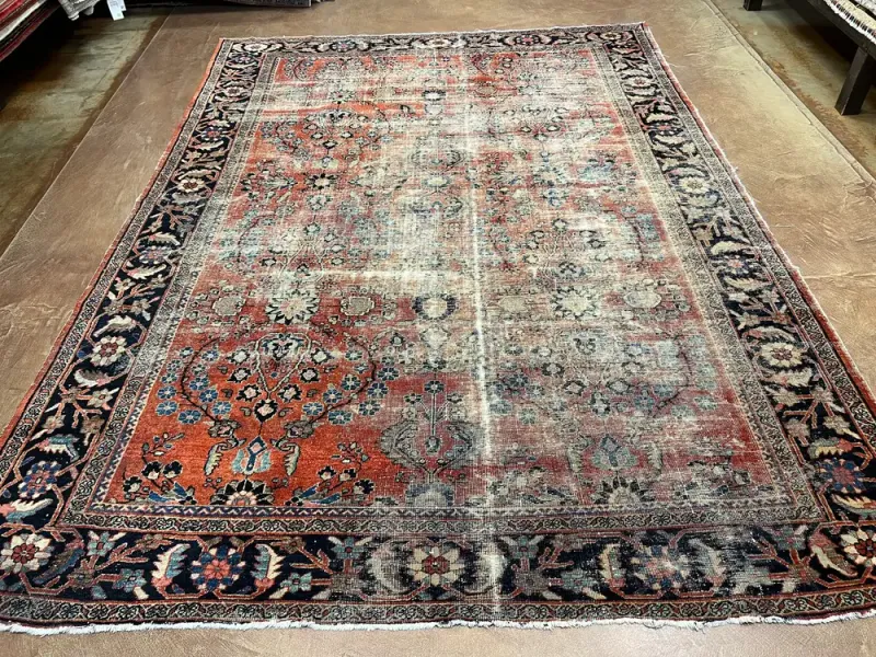 24 Antiques Designers Never Pass Up - Decor Hint Persian Rugs