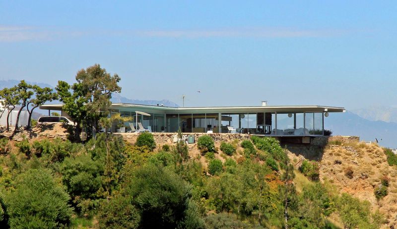 Stahl House (Case Study House #22) – Los Angeles, USA