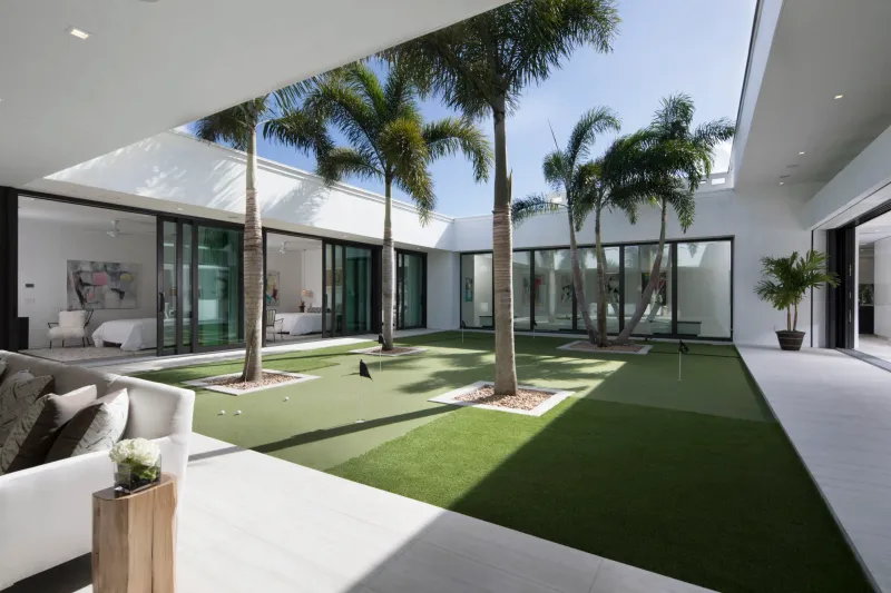 11 House Plans Nail Today's Aesthetic With Modern Design, Timeless Charm - Decor Hint Courtyard-Centered Layout