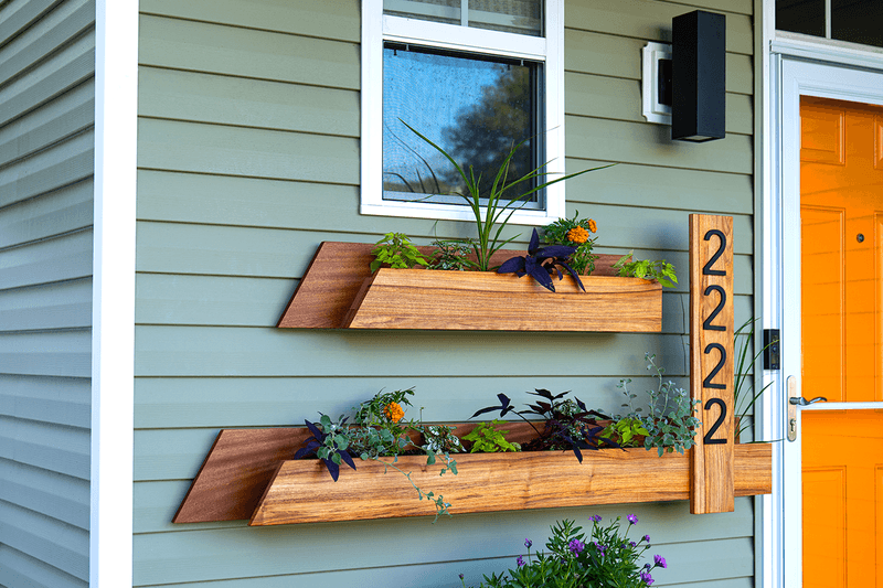15 Rustic Outdoor Vibes Taking Over Vermont Neighborhoods - Decor Hint Handcrafted Wooden Planters And Window Boxes