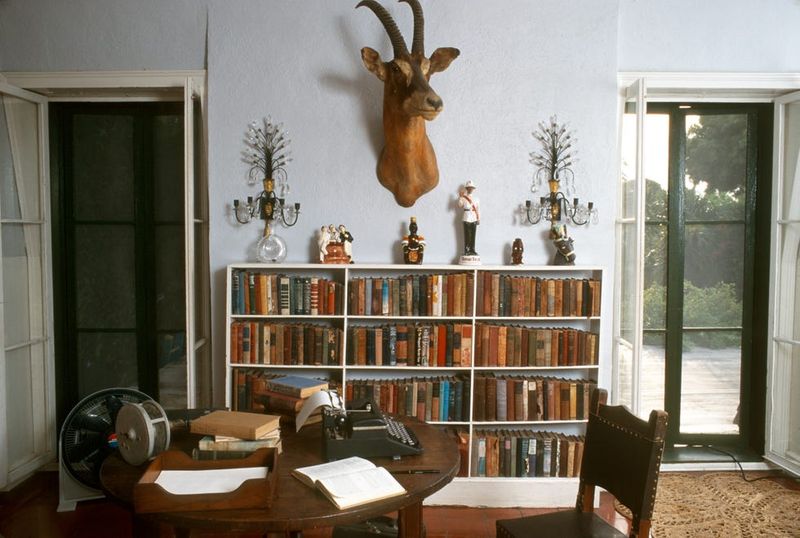 Travel Back In Time 15 Historic Homes Preserved Just As They Were - Decor Hint Ernest Hemingway Home – Key West, Florida