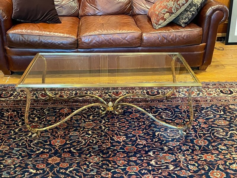 What Not to Keep: 13 Living Room Eyesores Still Found In Warner Robins Homes - Decor Hint Glass Coffee Tables With Gold Or Brass Trim