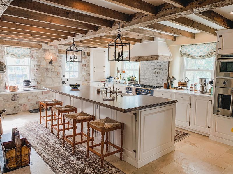 These 6 Looks Are Still Big In Pennsylvania Homes And 4 That Are Fading Fast - Decor Hint Farmhouse Chic Remains Beloved