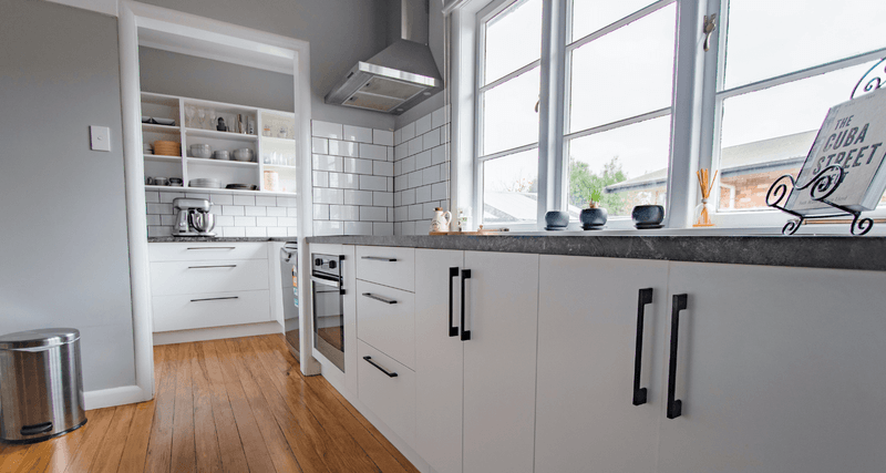 11 Outdated Kitchen Trends In Kentucky, And 9 Classics That Never Go Out Of Style - Decor Hint Subway Tile Backsplash Offers Timeless Appeal