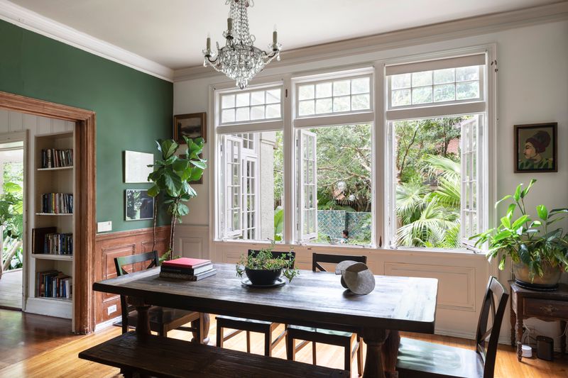 Neutralize Odors Naturally
