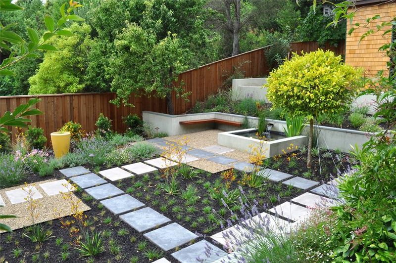 15 Top Tips For Creating Your Dream Backyard - Decor Hint Choose The Right Landscaping