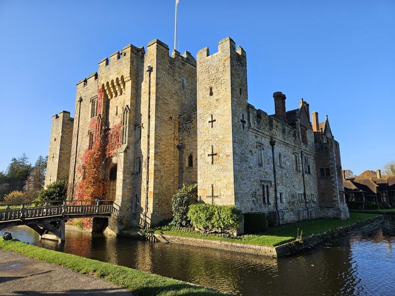 The Astors' Architectural Legacy: 15 Grand Estates From A Gilded Age Dynasty - Decor Hint Hever Castle – Kent, England