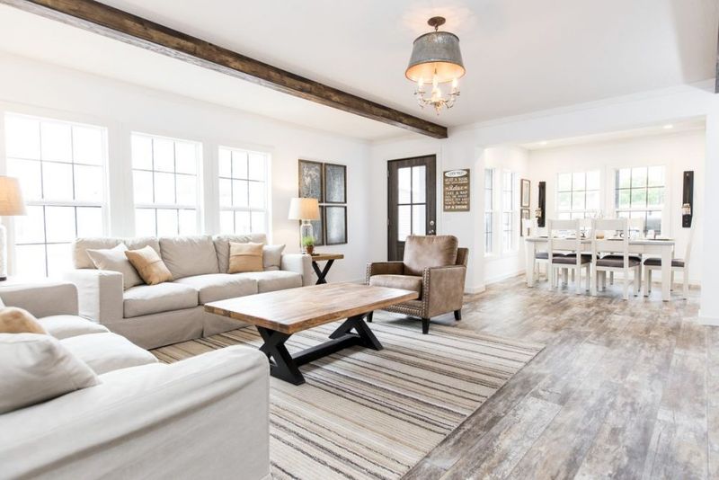 15 Lies About Manufactured (Mobile) Homes - Decor Hint They're Always Small and Cramped