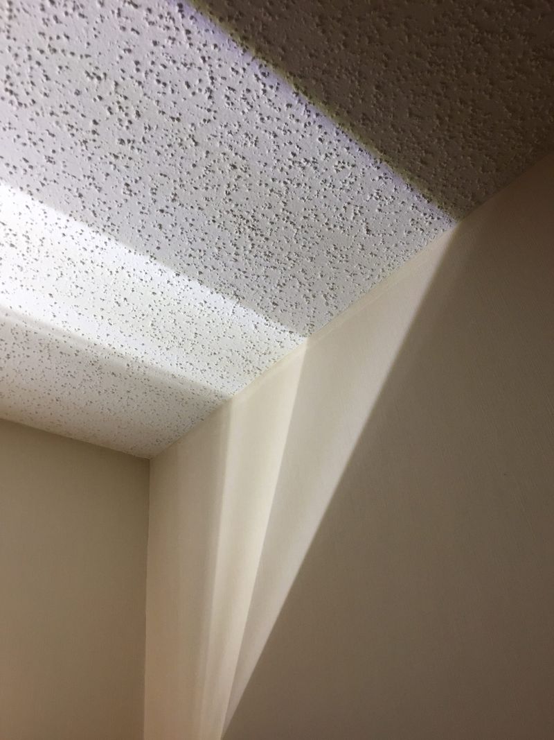 I've Seen These 10 Outdated Decor Choices Again And Again And These 5 Are The Worst Offenders - Decor Hint Popcorn Ceilings