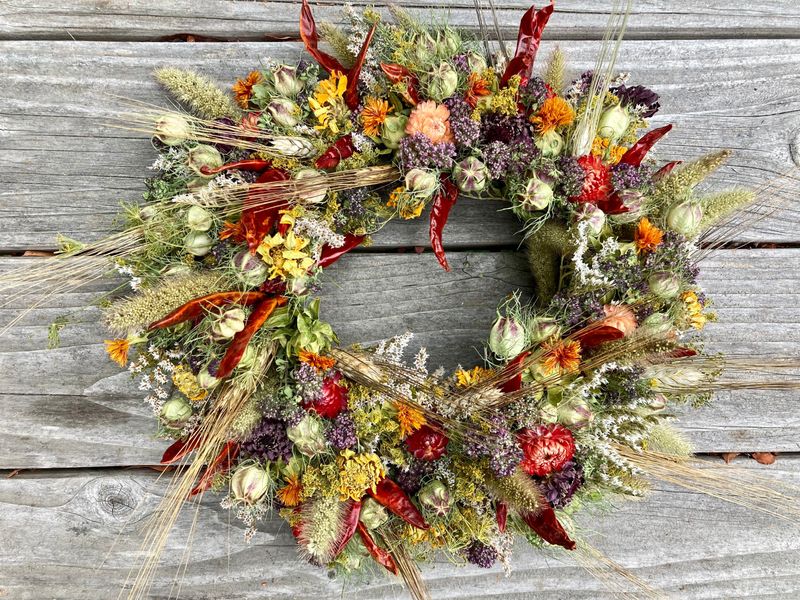 Simple Weekend DIY Projects With A New England Touch - Decor Hint Craft A Wreath From Dried Herbs Or Local Greens