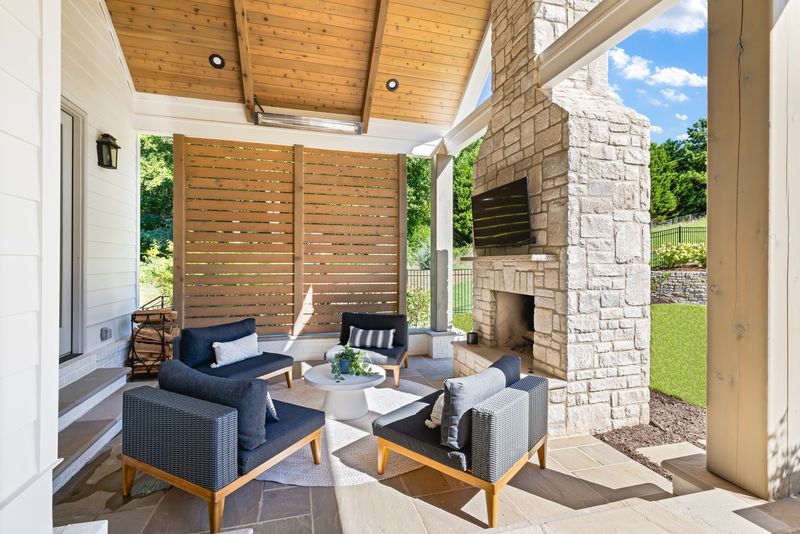 Privacy Screens With Style