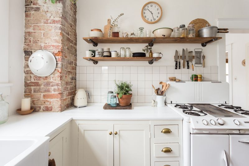 22 Traditional Kitchen Trends That Are Becoming More Popular In Modern Homes - Decor Hint Open Shelving