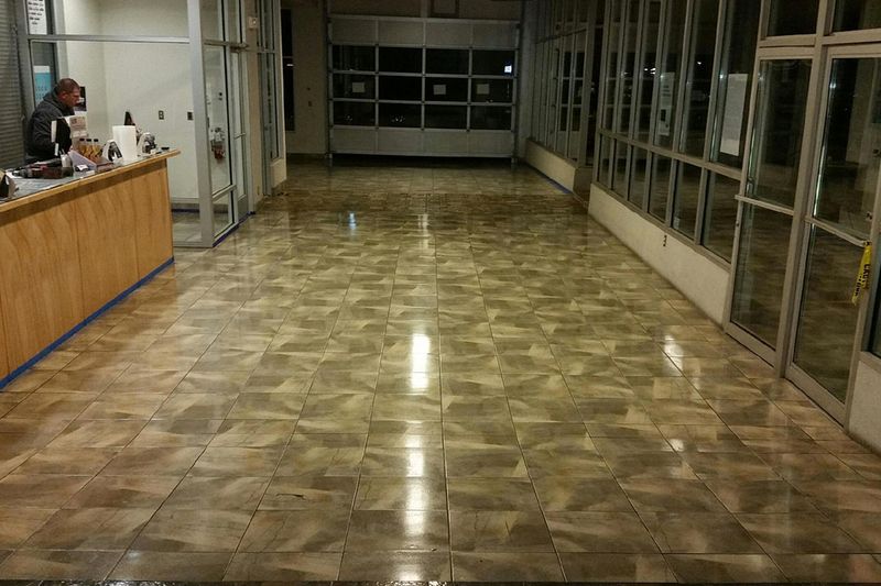 10 Kitchen Flooring Trends That Are Out In 2025 And 4 That Shouldn't Even Cross Your Mind - Decor Hint Glossy Ceramic Tiles