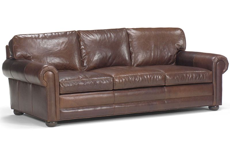 12 Must-Have Home Items To Hunt For At Texas Thrift Stores - Decor Hint Leather Furniture