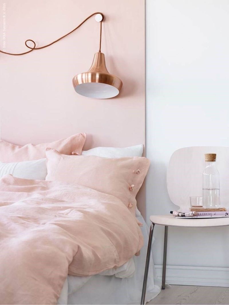 Looking To Refresh Your Bedroom Try These 10 Trusted Colors And 5 Designer Favorites - Decor Hint Pale Blush Pink