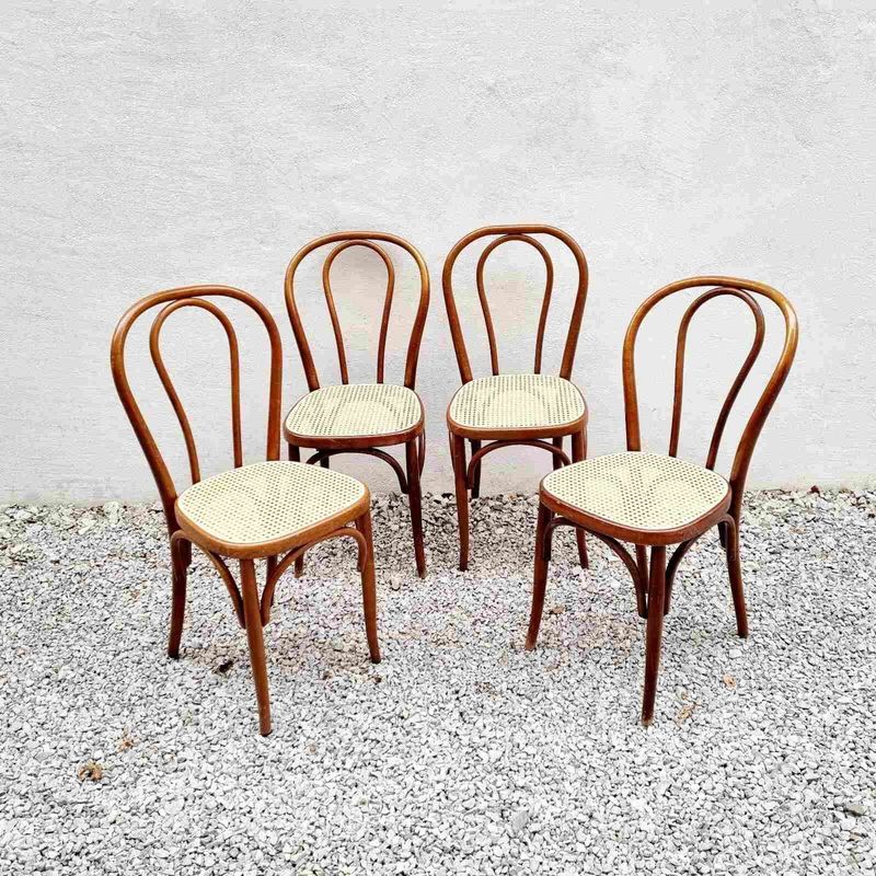 The Window To Get These High-Value Vintage Pieces Is Closing Here's Where To Find Them In Time - Decor Hint Vintage French café chairs