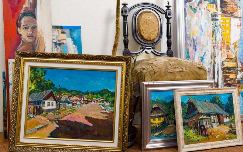 9 Items In Your Home That Are Worth More Than You Would Think And 8 That Are Worth Less - Decor Hint Mass-Produced Prints - Paper Losses
