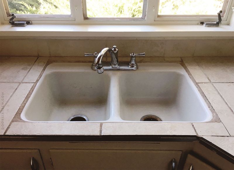 14 Kitchen Mistakes New Mexico Homebuyers Can't Unsee, According To Designers - Decor Hint Countertop Time Machines