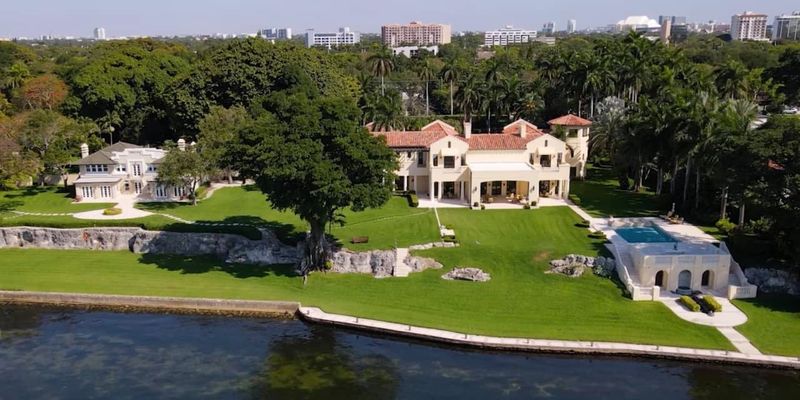 From Miami To Beverly Hills 23 Estate Sales That Just Rocked The Market - Decor Hint The Arsht Estate