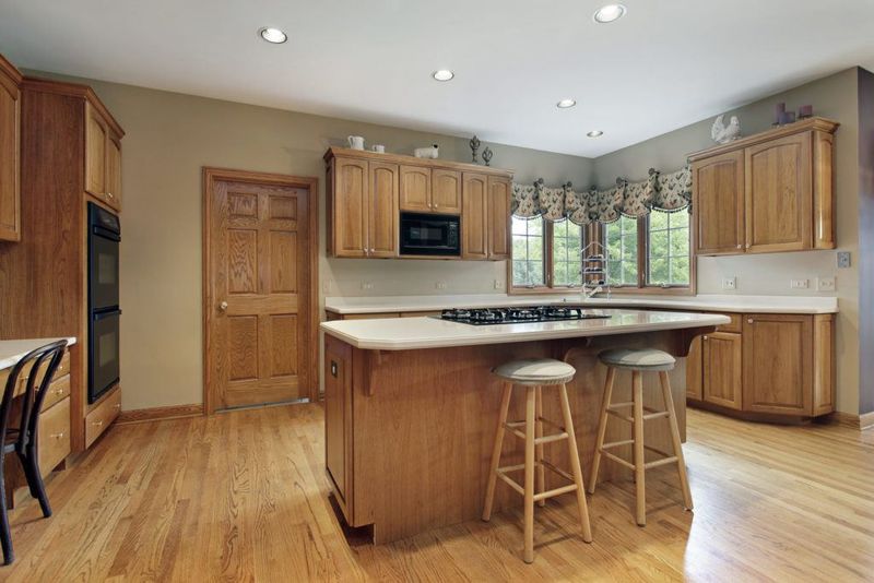 These 17 Kitchen Mistakes Could Cost You A Sale In Pennsylvania - Decor Hint Beige and Brown Walls Feel Depressing