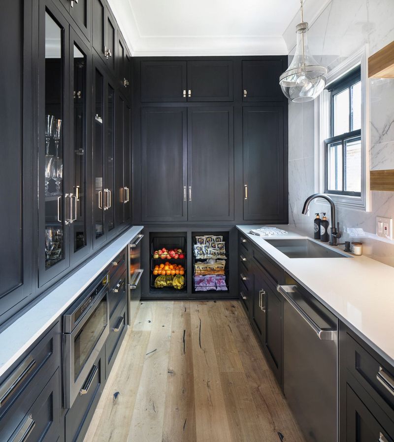 Renovating In NYC Skip These 12 Outdated Kitchen Ideas And Try These 10 Timeless Ones Instead - Decor Hint Matte Black or Brushed Brass Fixtures (timeless)