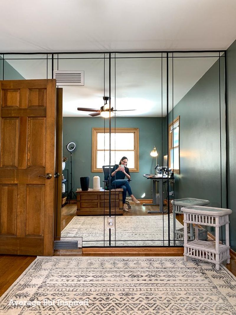 13 Styling Errors That Lower Your Home's Appeal According To Stagers Plus More Design Don'ts - Decor Hint Mirrored Walls Throughout