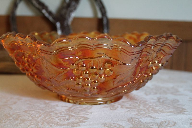 9 Interior Antique Items From The 1900s That Are Really Worth Thousands Of Dollars (And 11 That Are Not) - Decor Hint Common Carnival Glass
