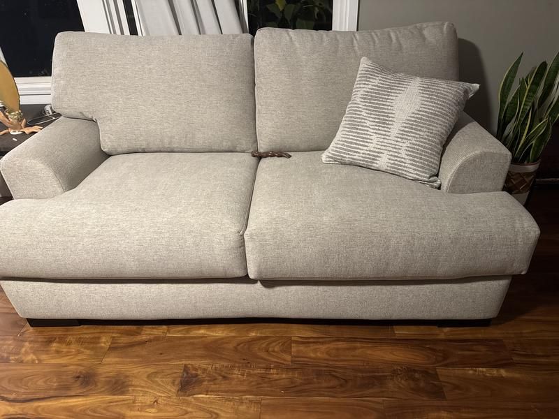 7 Old-Fashioned Couch Colors Still Hiding In Kentucky Homes, And 8 Better Picks For 2025 - Decor Hint Beige Microfiber