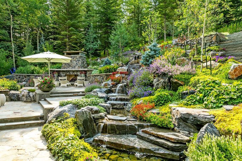 Boulder Accent Gardens