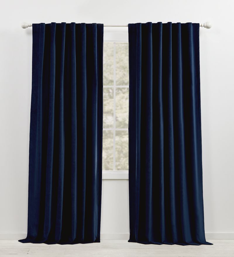8 Southern-Inspired Design Elements That Fit Mesa Homes And 5 That Miss The Mark - Decor Hint Heavy Velvet Drapes (Miss the Mark)