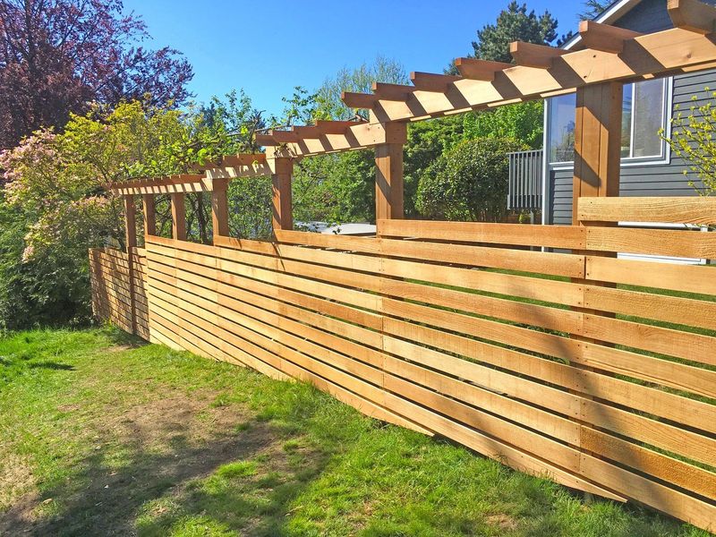 17 Backyard Fence Ideas For Privacy In Style - Decor Hint Horizontal Slat Cedar Fence