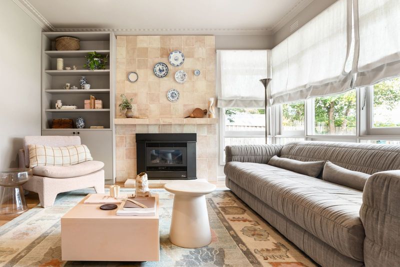 5 Living Room Items In Olympia That May Be Losing Value And 3 Others Some Say Were Never A Good Fit - Decor Hint Themed Decor Collections Are Rapidly Devaluing