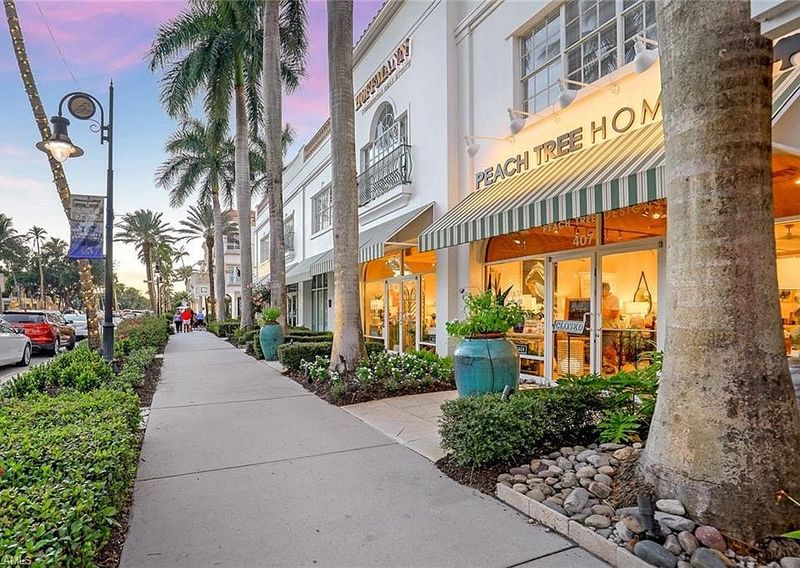 Naples Real Estate Update: 3 Home Types Losing Value (And 6 Set To Skyrocket) - Decor Hint Homes Near Urban Centers