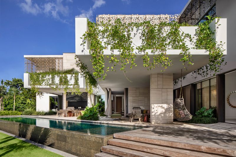 From Dated To Done 12 Miami Architecture Trends On The Way Out And 3 That Are History - Decor Hint Symmetrical Facades Without Function