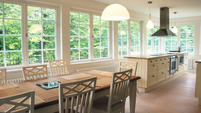 Panoramic Window Woes