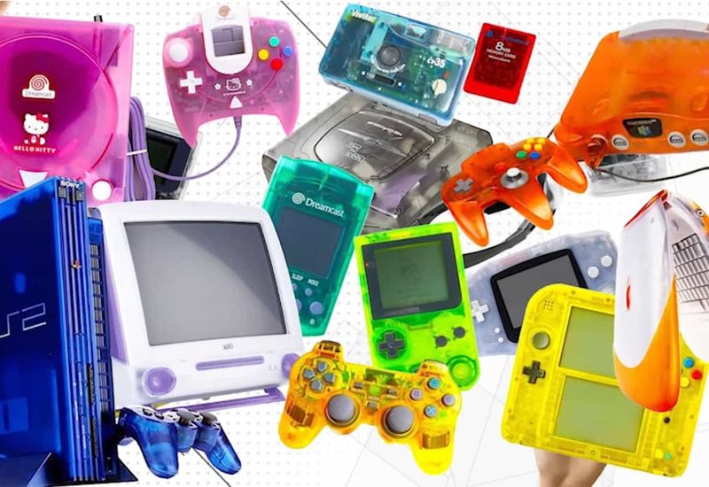 36 Things In Your Home You’ll Regret Throwing Out In 10 Years - Decor Hint 90s and Early 2000s Tech