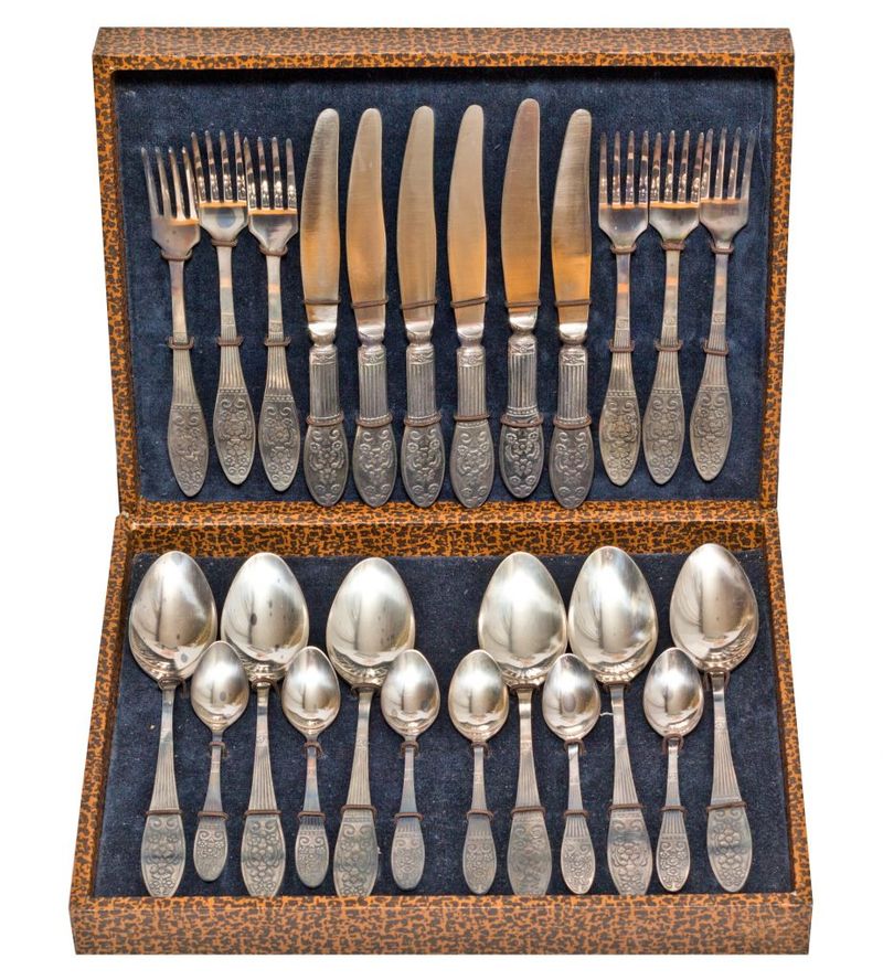 In My Experience, These 9 Interior Antiques Might Sell For Pennies And These 9? Don’t Even Try - Decor Hint Silver-Plated Flatware