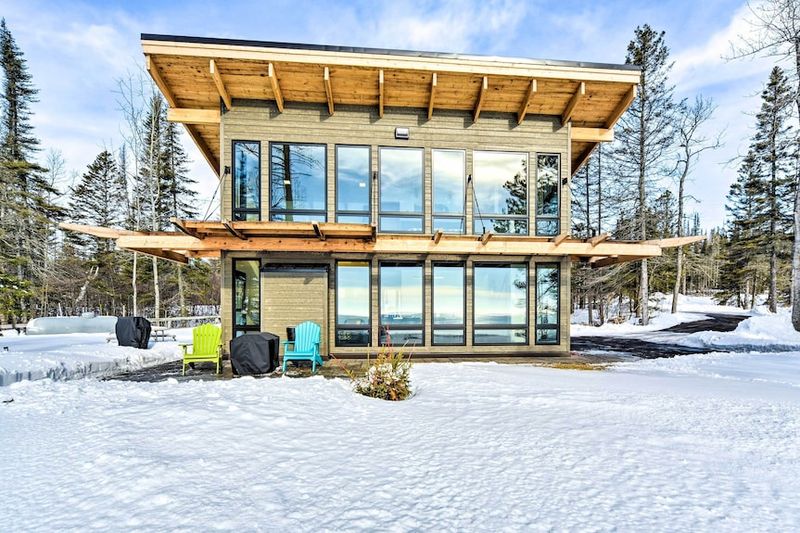 Lakeview Cottage