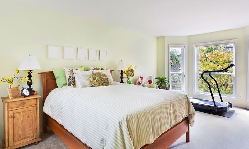 9 Things To Get Rid Of In Your Bedroom, According To Professional Organizers - Decor Hint Unused Exercise Equipment