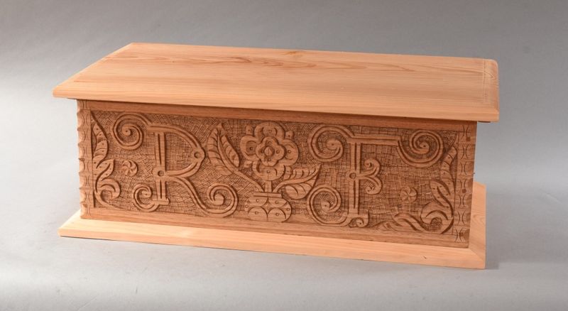 16 Photos Frozen In Time Of A 300-Year-Old Weavers' House - Decor Hint Wooden Chest